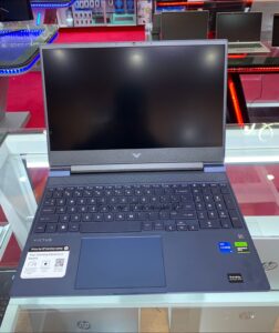 HP Victus 15